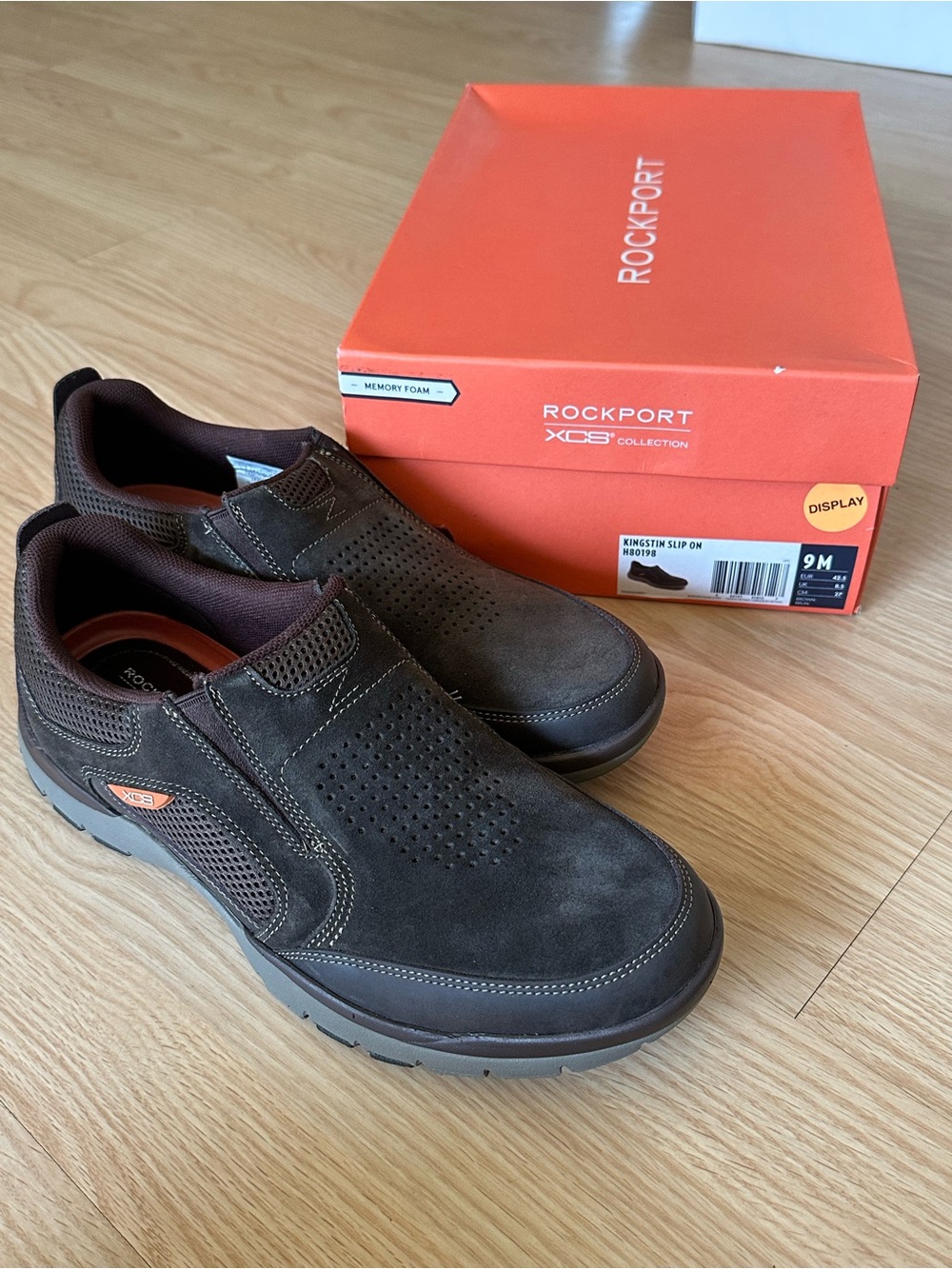 NEW Rockport Kingstin Slip On XCS Men’s Shoes Brown Size 9 M Memory Foam